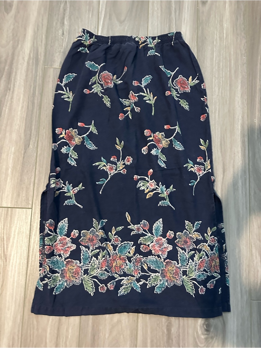 Alfred Dunner Navy Floral Border Midi Skirt